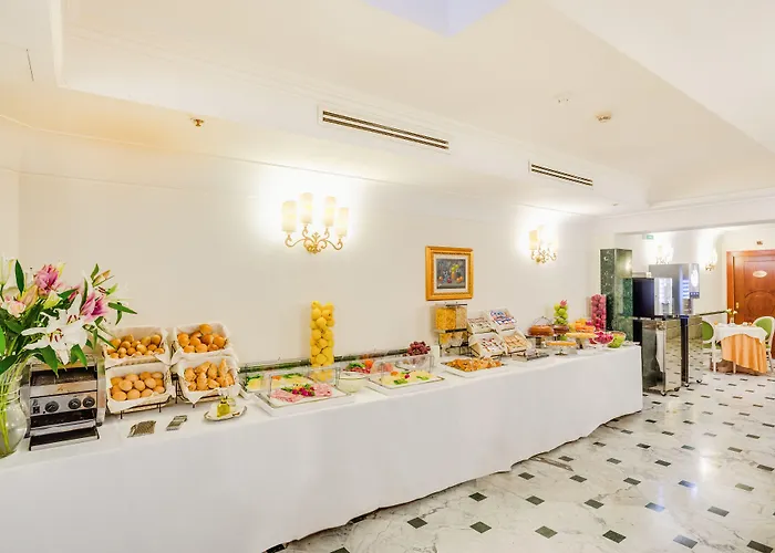 Raeli Hotel Regio